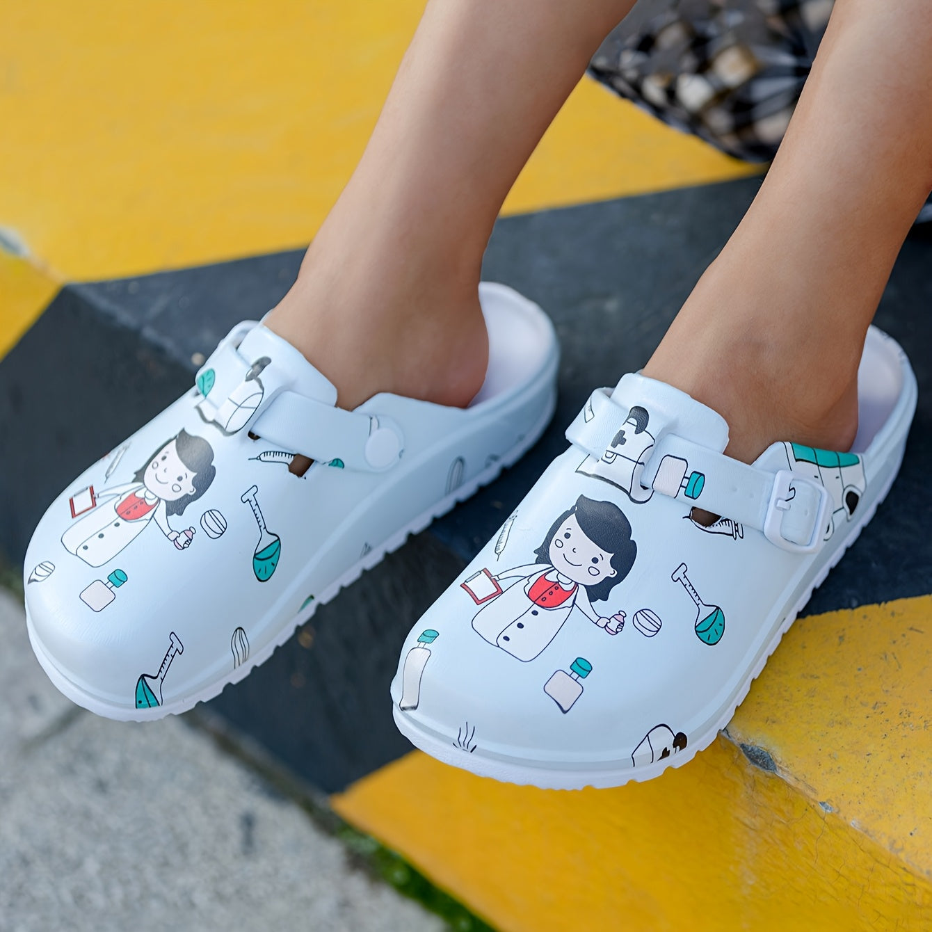 Women's Nurse EVA Clogs, Casual Comfort Quick-Dry Shoes, Non-Slip Breathable Lightweight Footwear, Ideal for Hospital & Nurse Use