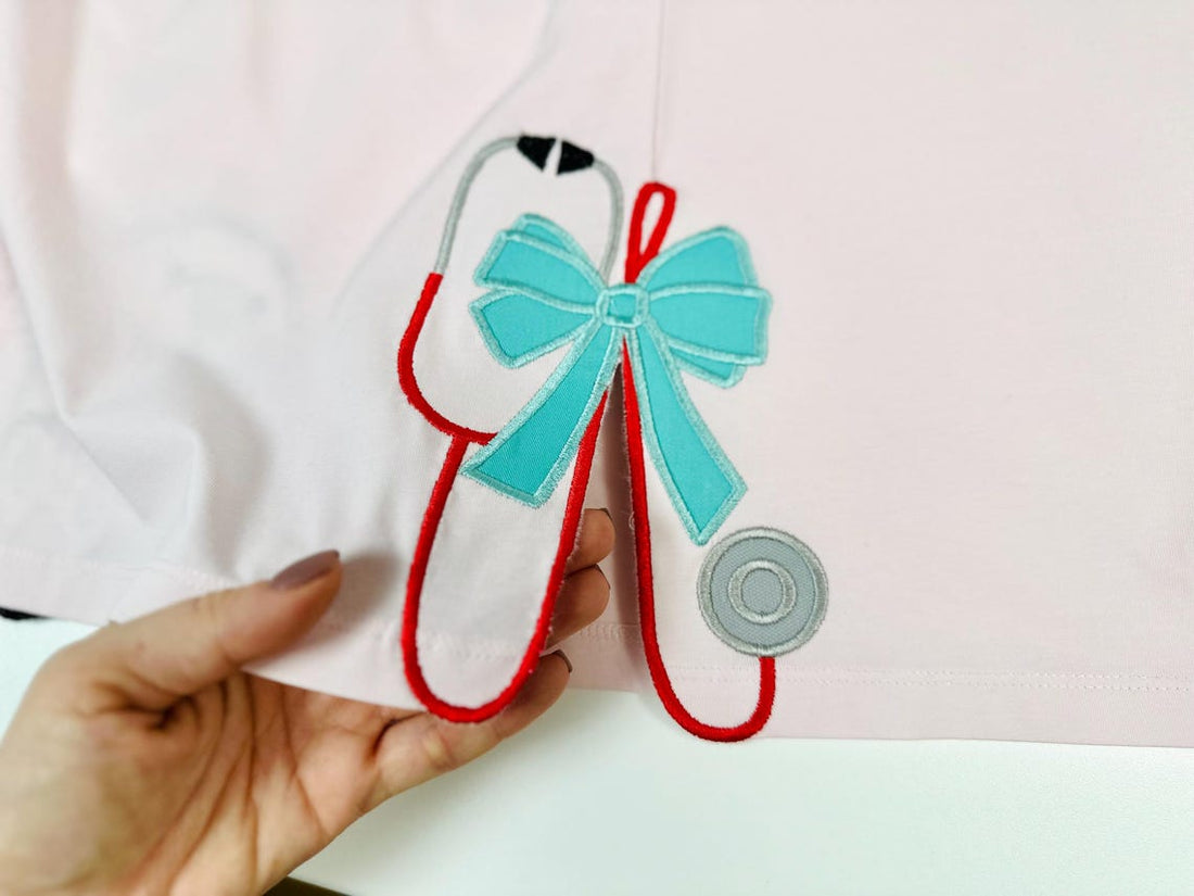 Embroidery Sweatshirt Therapist Medic Stethoscope Split Seam Side Bow Applique For Nurses and Doctors